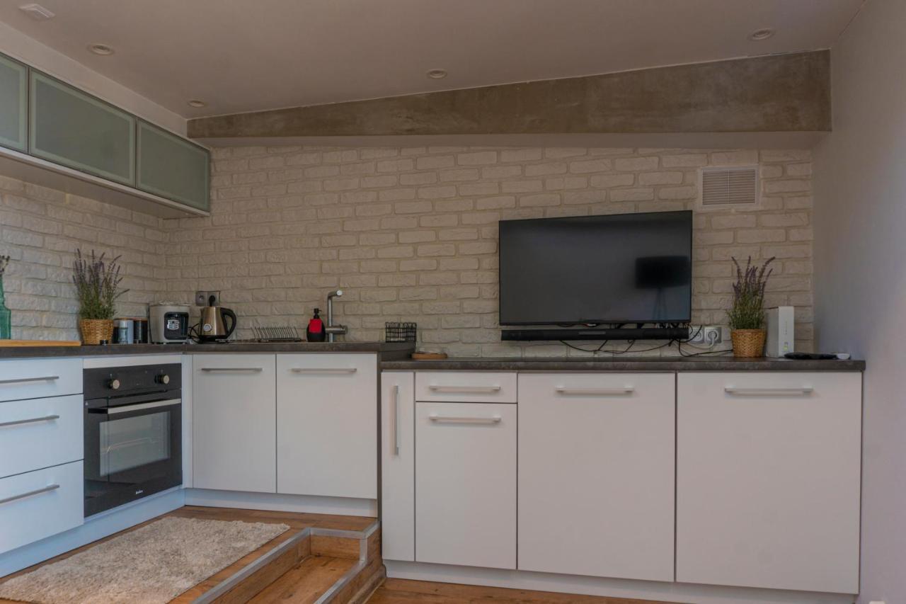 ורשה Warynskiego 9 - Piekna Panorama Miasta - Smart Tv 42 Cale - Wifi - Ekspres Kapsulkowy - W Pelni Wyposazona Kuchnia מראה חיצוני תמונה