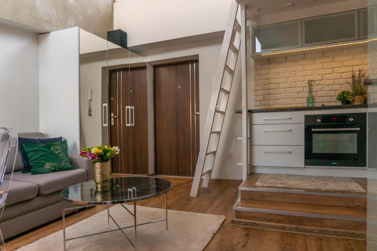 ורשה Warynskiego 9 - Piekna Panorama Miasta - Smart Tv 42 Cale - Wifi - Ekspres Kapsulkowy - W Pelni Wyposazona Kuchnia מראה חיצוני תמונה